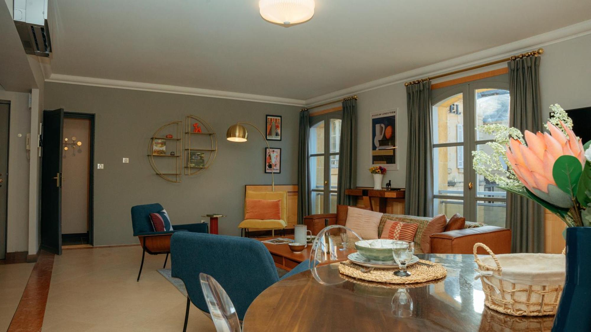Superbe Appartement 132M2, Classe 5 Etoiles, Sarlat Centre Luaran gambar